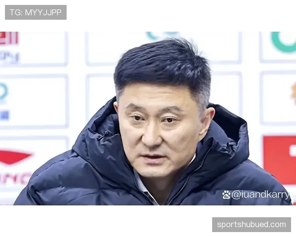 竞技俱乐部近期阵容磨合稳定,后防组织严密,联赛冲刺阶段展现出更佳的比赛控制力 竞技俱乐部近期阵容磨合稳定,后防组织严密,联赛冲刺阶段展现出更佳的比赛控制力