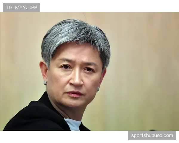 说常园工资多惊人吧，外人根本想象不到他私下怎么花钱的